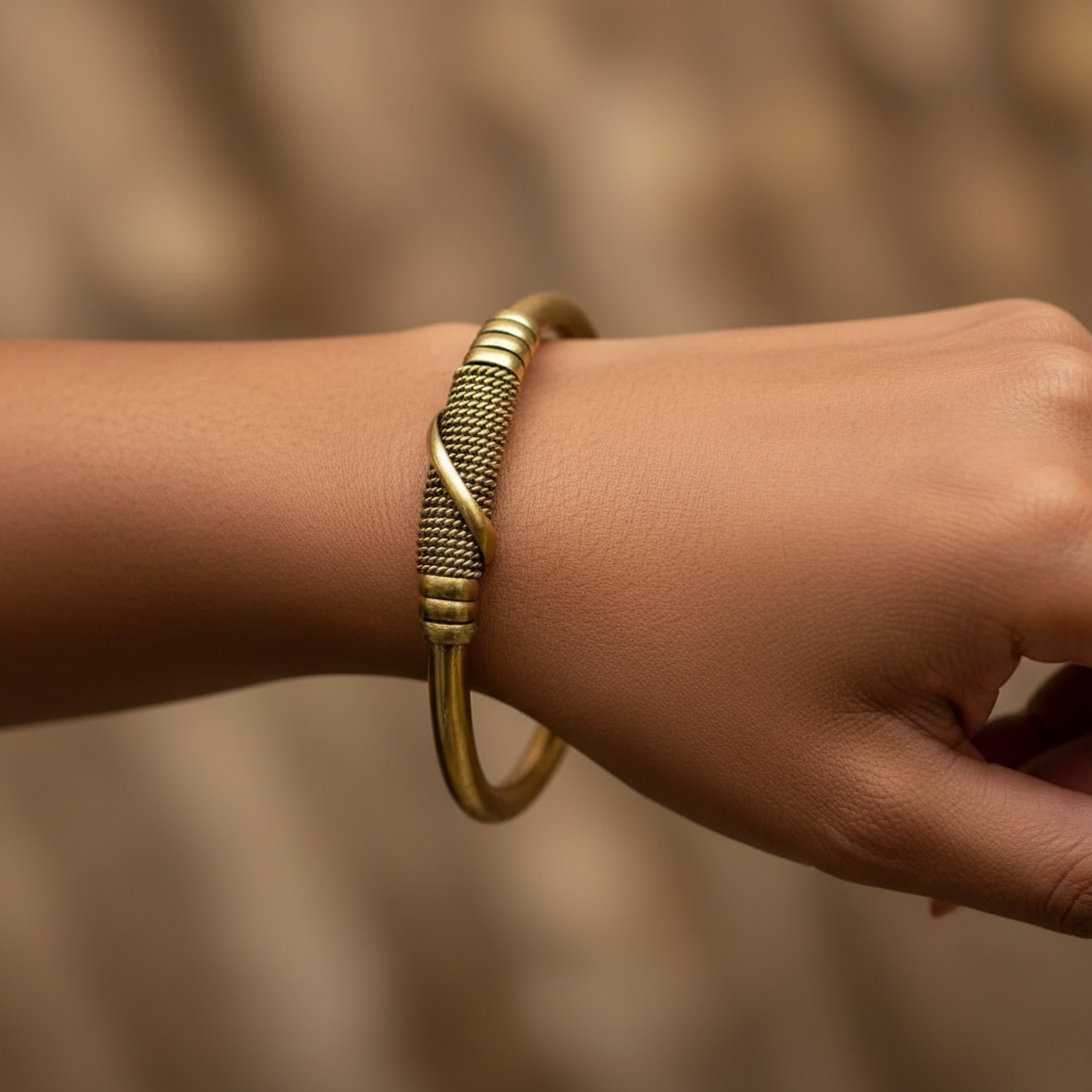 mau 細brass bangle Handcrafted African Brass Gold Bracelet - Adjustable Bangle