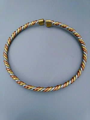 Adjustable handmade bracelet
