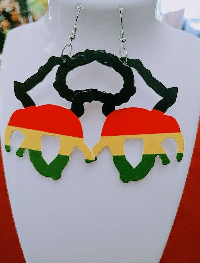 African map elephant Wood Carved Earrings  multicolored new