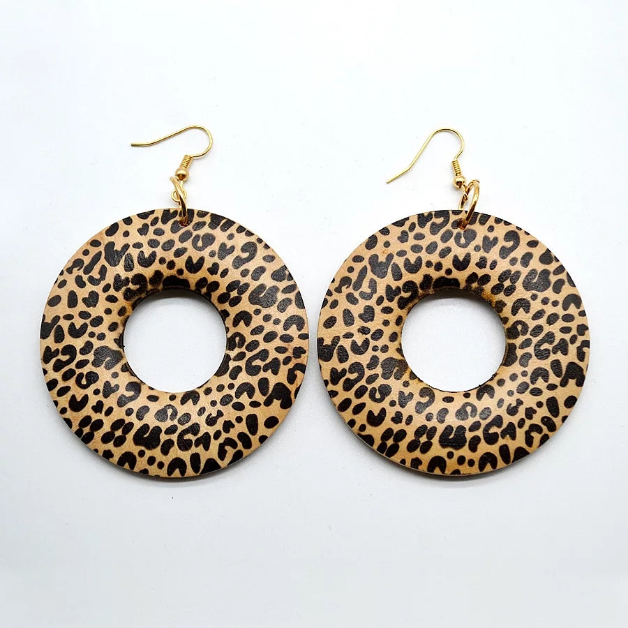 Round hollow leopard print wood dangle earrings